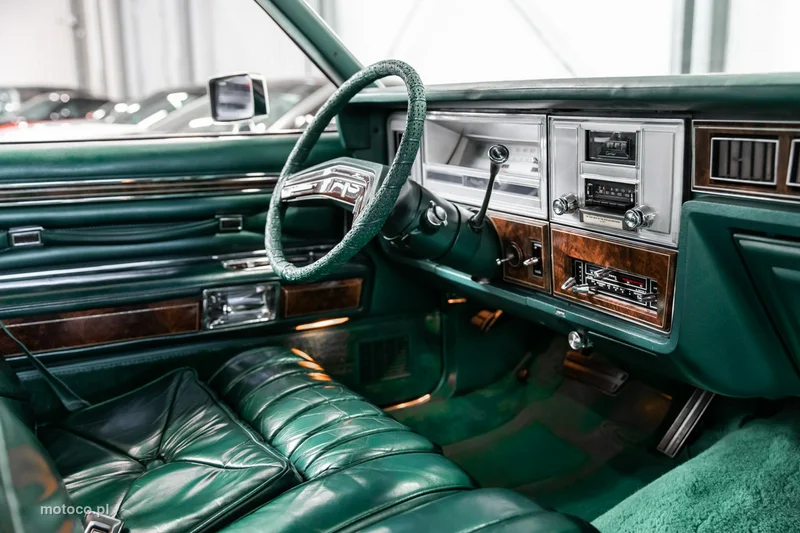 Lincoln Continental 74