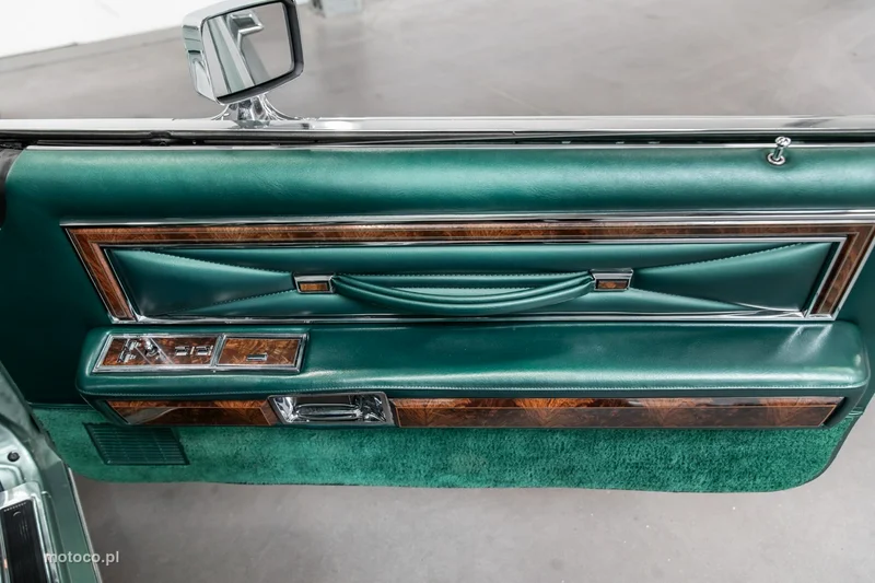 Lincoln Continental 75