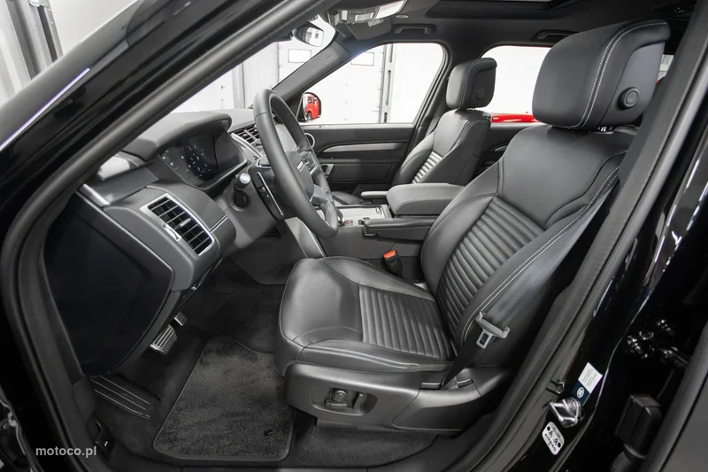 Land Rover Discovery 24