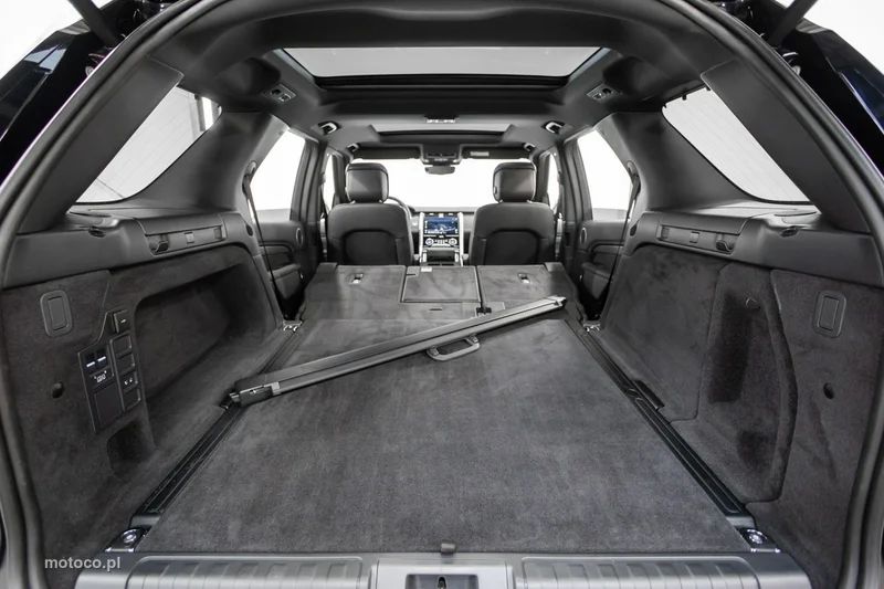 Land Rover Discovery 28