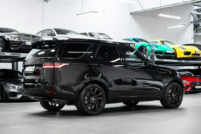 Land Rover Discovery 6