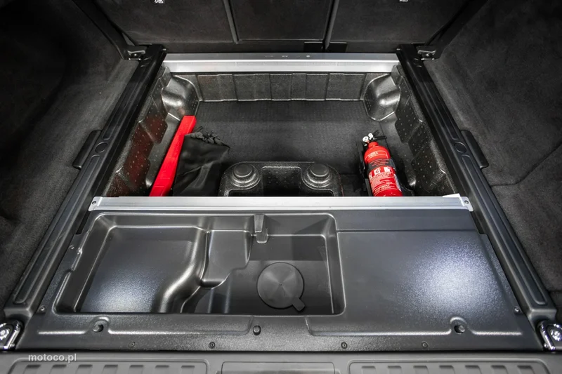 Land Rover Discovery 51