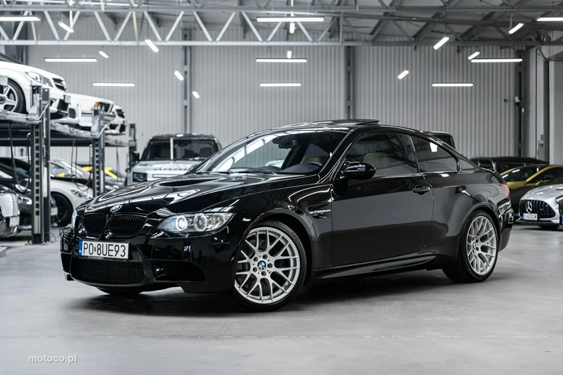 BMW M3 E90