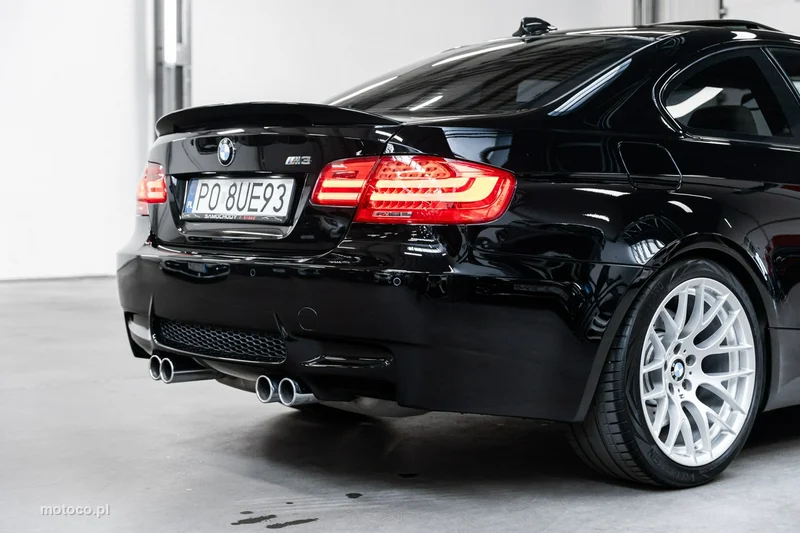 BMW M3 E90 19