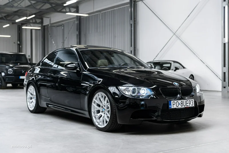 BMW M3 E90 4