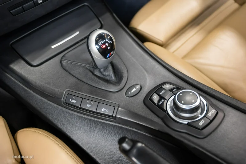 BMW M3 E90 32