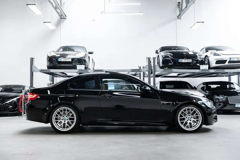 BMW M3 E90 5