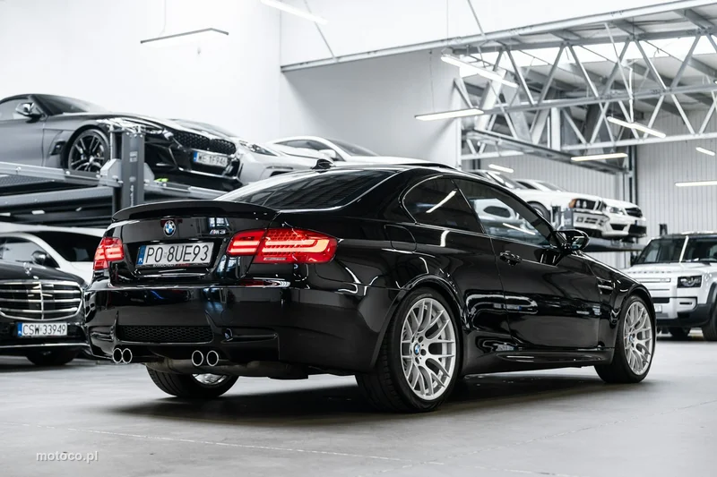 BMW M3 E90 46