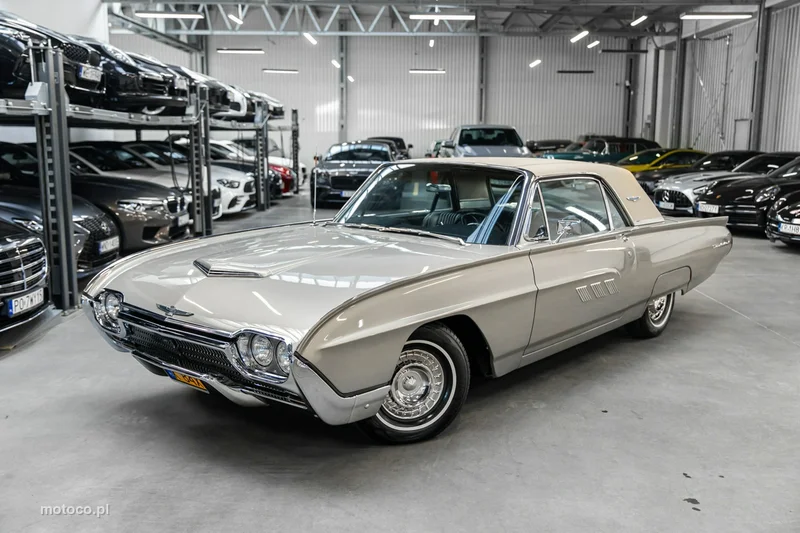 Ford Thunderbird
