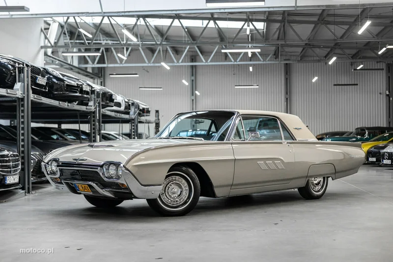 Ford Thunderbird 2