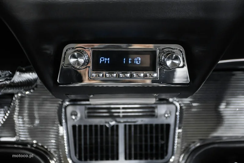 Ford Thunderbird 31