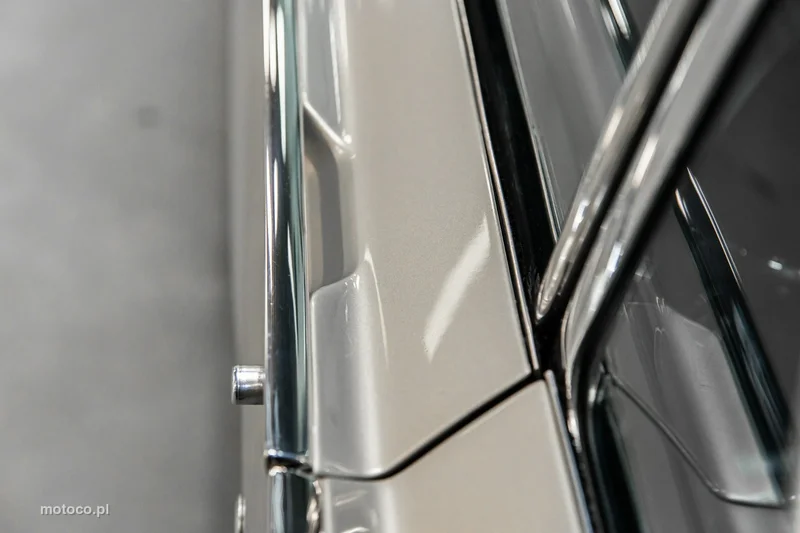 Ford Thunderbird 52