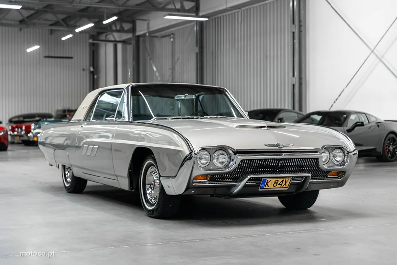 Ford Thunderbird 57