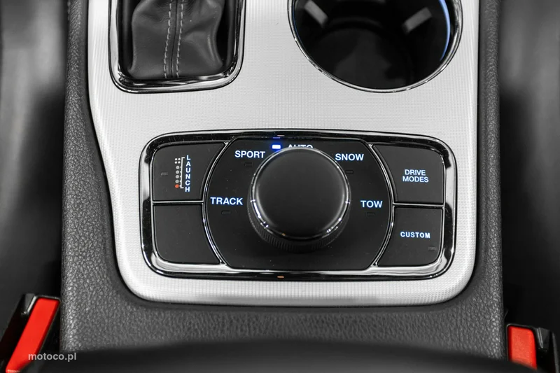 Jeep Grand Cherokee 25