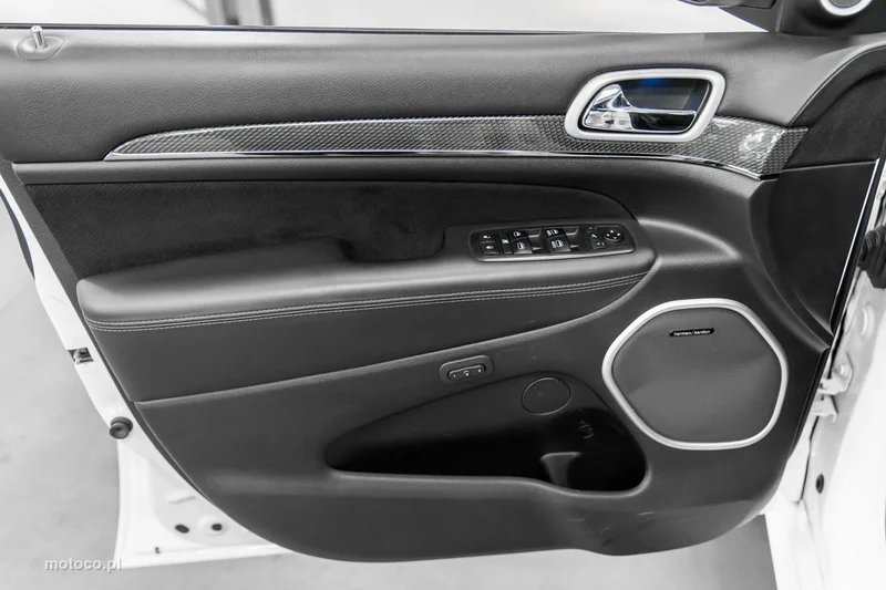 Jeep Grand Cherokee 29