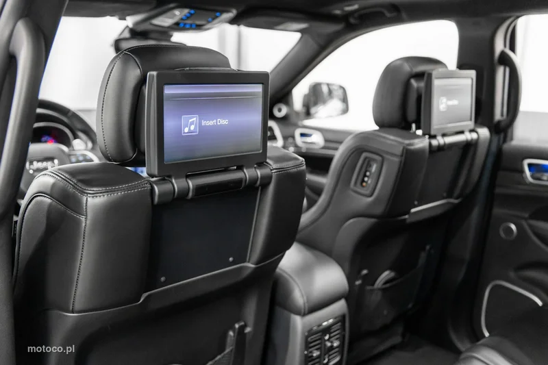 Jeep Grand Cherokee 36