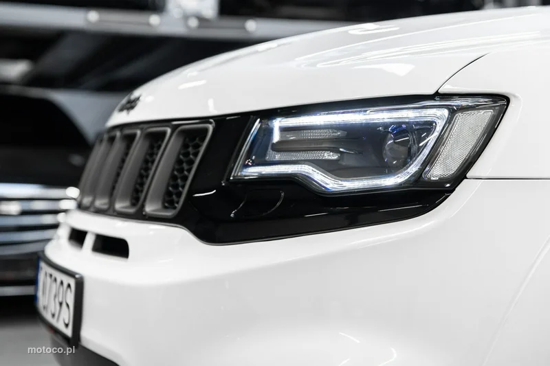 Jeep Grand Cherokee 49