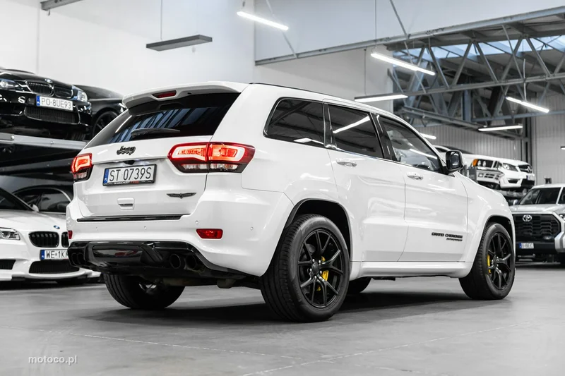 Jeep Grand Cherokee 9