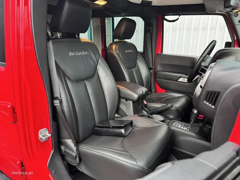 Jeep Wrangler 21