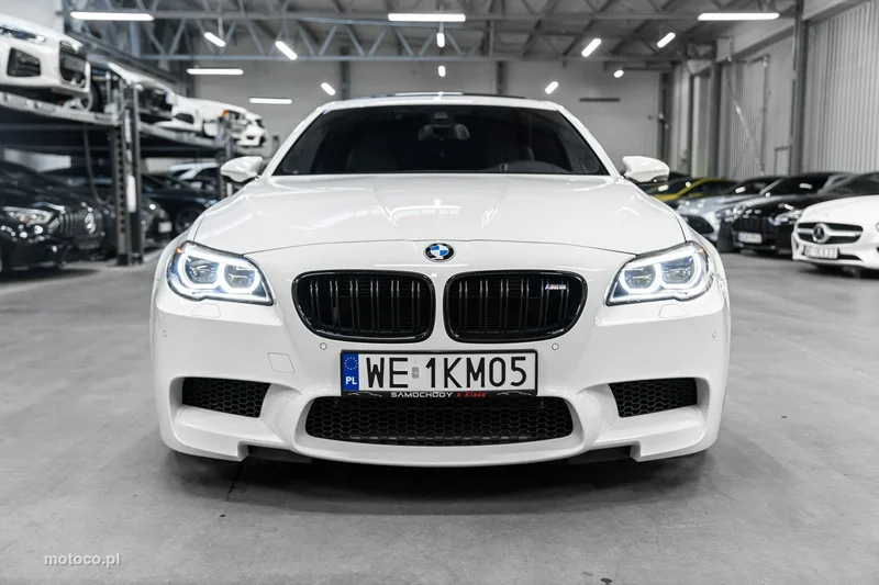 BMW M5 F10 45