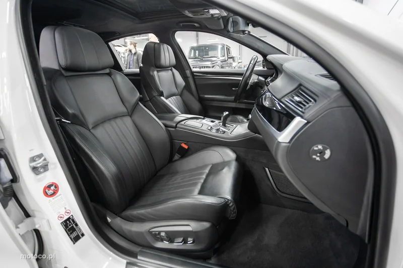 BMW M5 F10 56