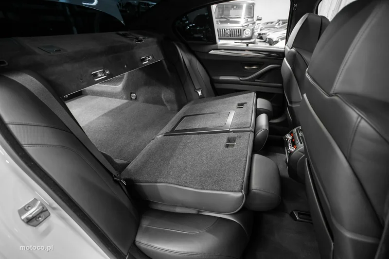 BMW M5 F10 57