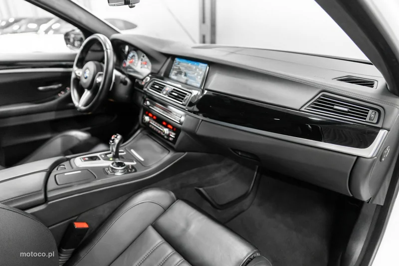 BMW M5 F10 68
