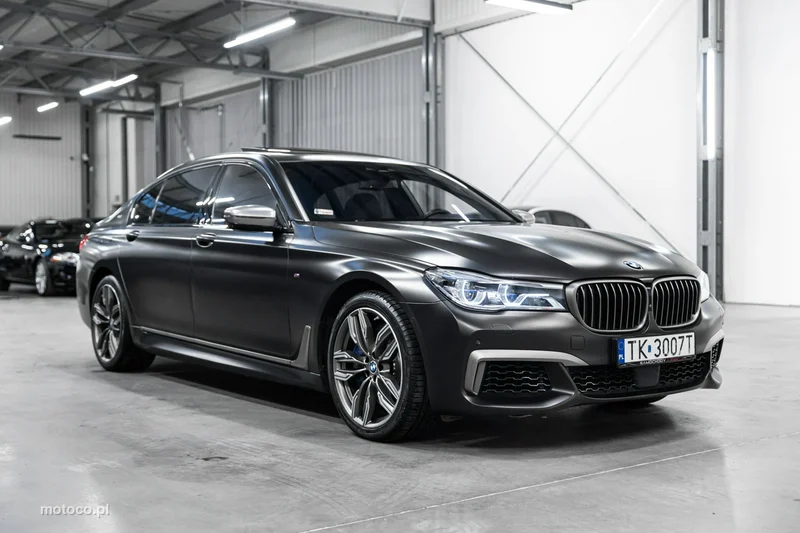 BMW M760