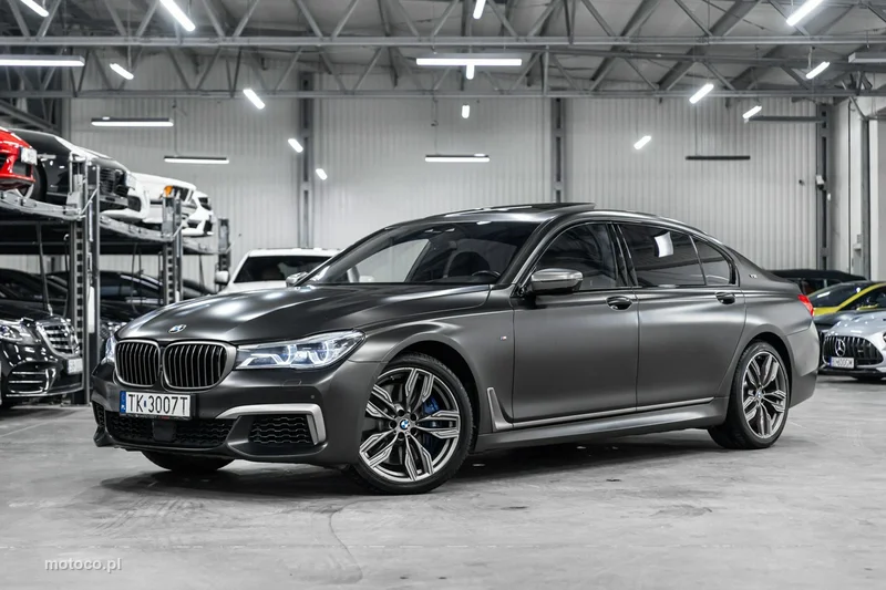 BMW M760 4