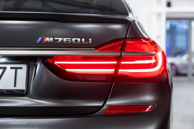 BMW M760 49