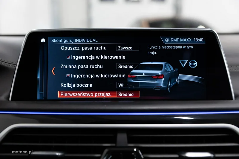 BMW M760 72