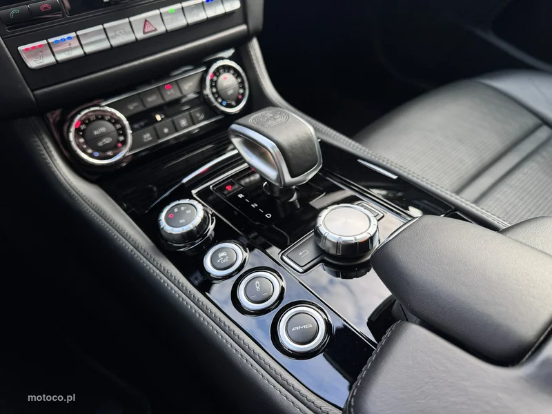 Mercedes-Benz CLS C218 63 AMG 34