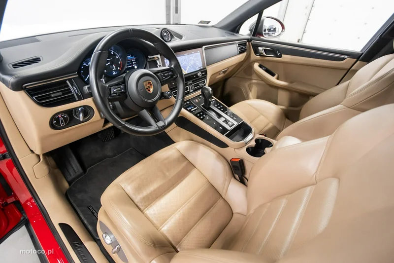 Porsche Macan 95B 17