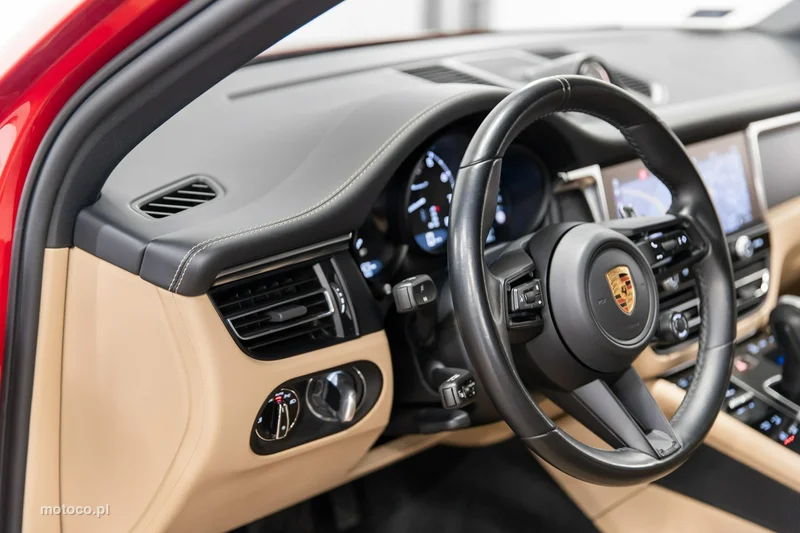 Porsche Macan 95B 27