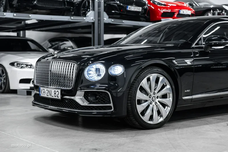 Bentley Continental Flying Spur 12