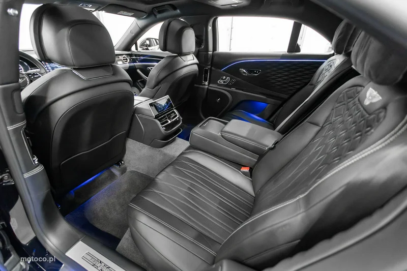 Bentley Continental Flying Spur 24