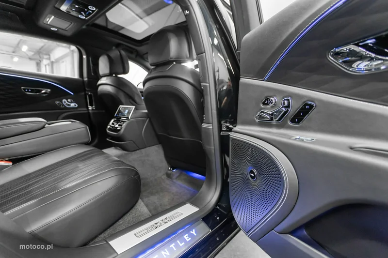 Bentley Continental Flying Spur 25