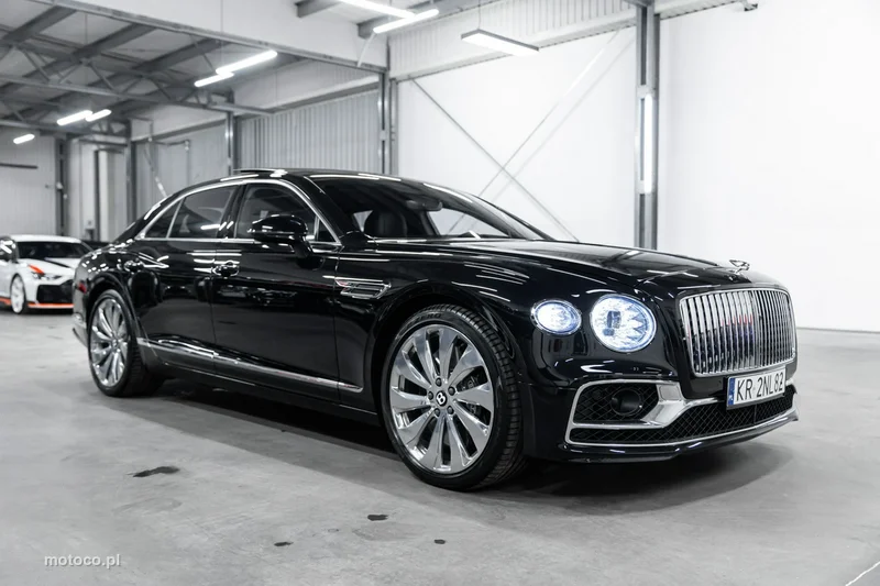 Bentley Continental Flying Spur 4