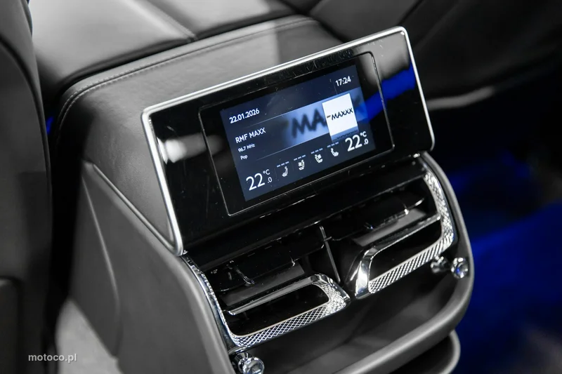 Bentley Continental Flying Spur 33