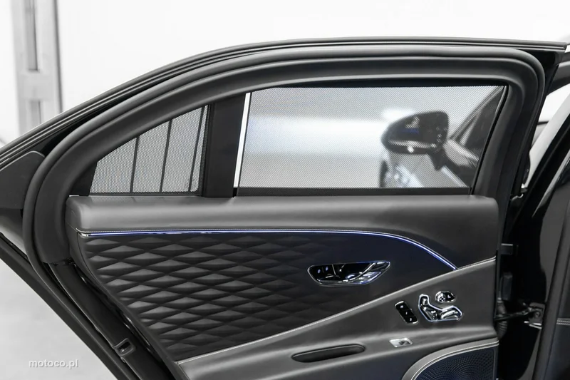 Bentley Continental Flying Spur 34