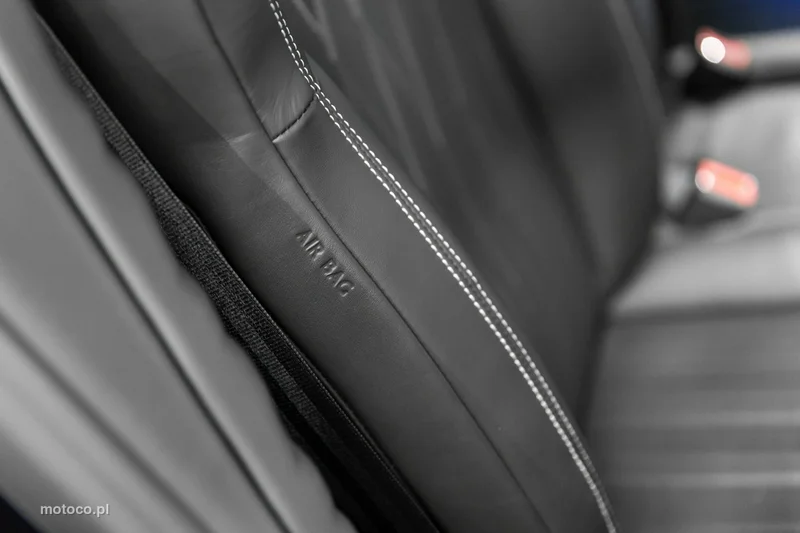 Bentley Continental Flying Spur 36
