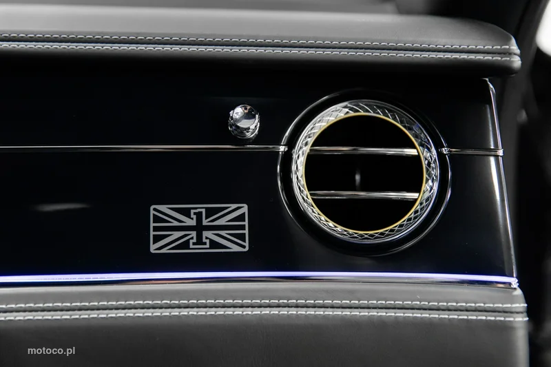 Bentley Continental Flying Spur 68
