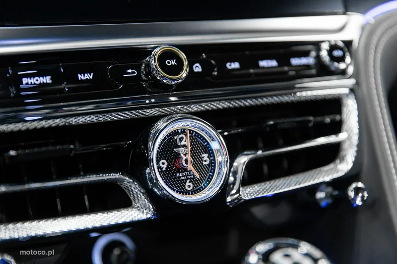 Bentley Continental Flying Spur 69