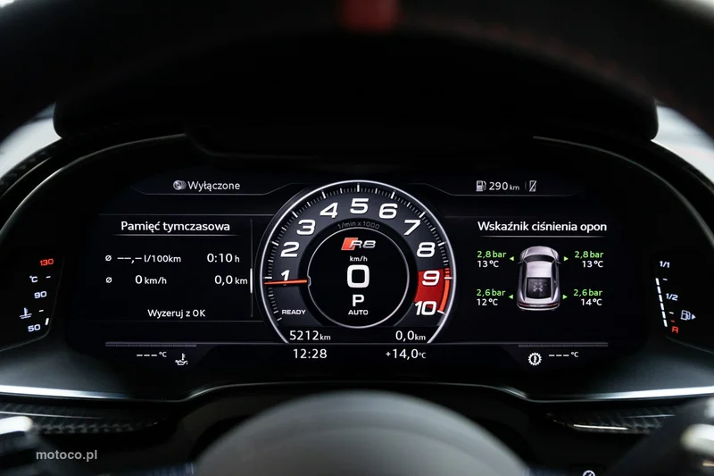 Audi R8 Typ 4S 40