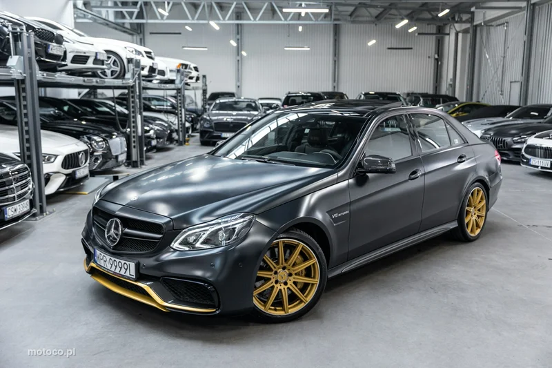 Mercedes-Benz Klasa E W212 E 63 AMG 14