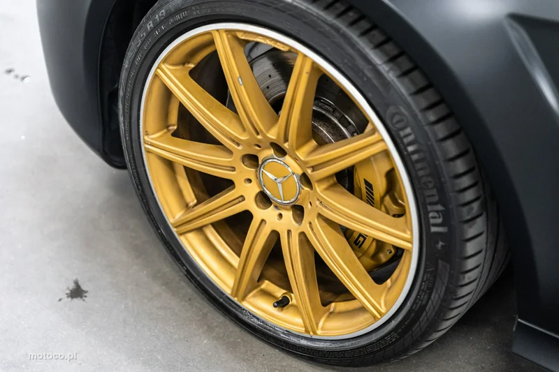 Mercedes-Benz Klasa E W212 E 63 AMG 19