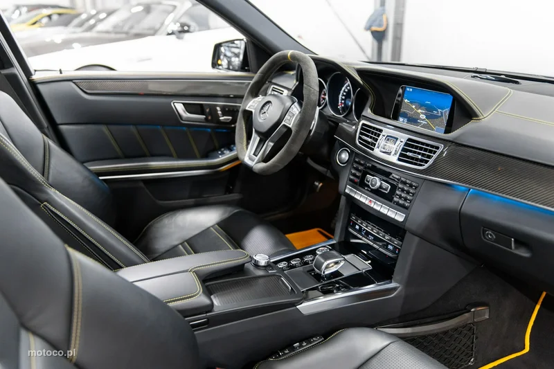 Mercedes-Benz Klasa E W212 E 63 AMG 29