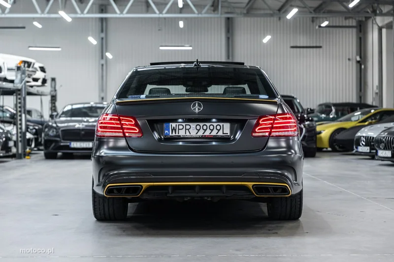 Mercedes-Benz Klasa E W212 E 63 AMG 10