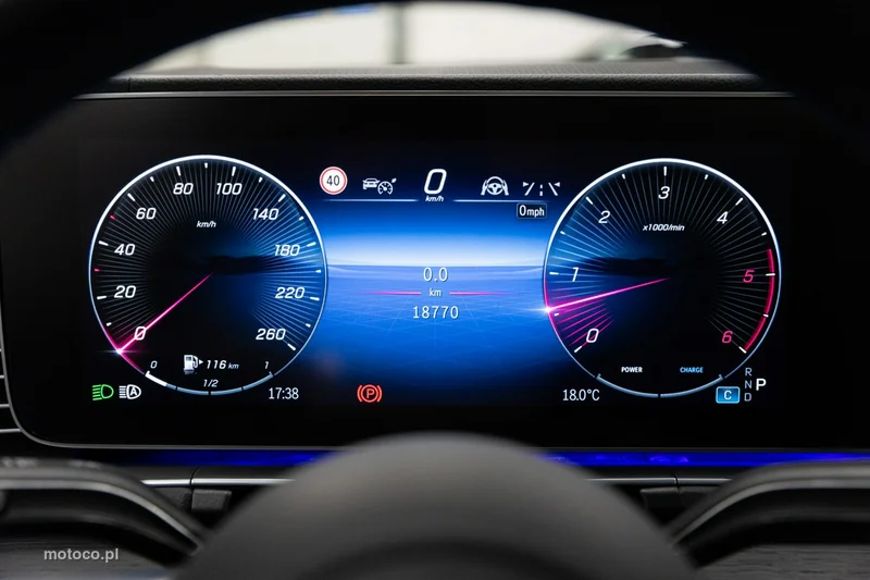 Mercedes-Benz GLE W167 GLE 450 37