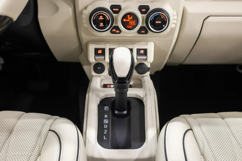 Suzuki Jimny 69